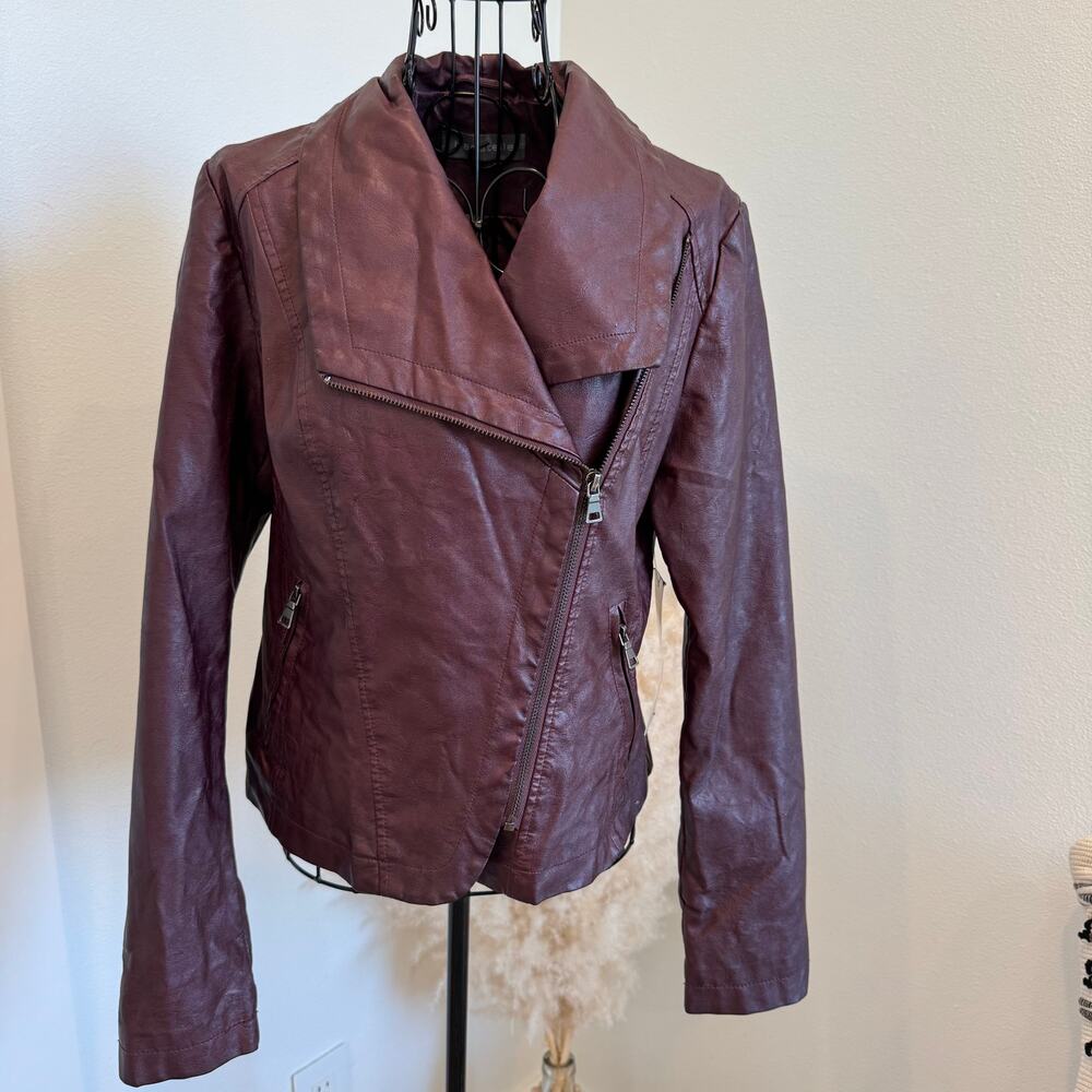 Bagatelle Burgundy Faux Leather Asymmetrical Moto Jacket NWT Small